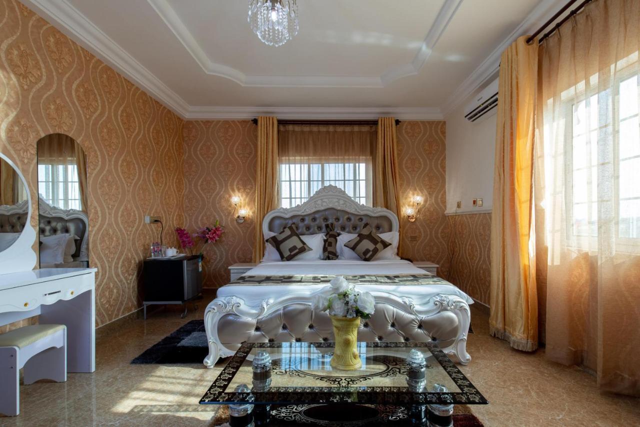 Ag Hotel And Suites Ogbodjo ภายนอก รูปภาพ