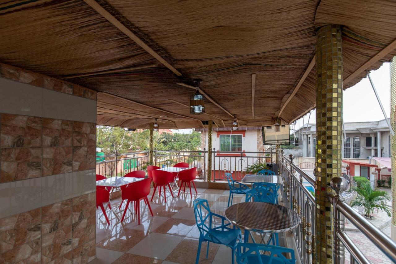 Ag Hotel And Suites Ogbodjo ภายนอก รูปภาพ