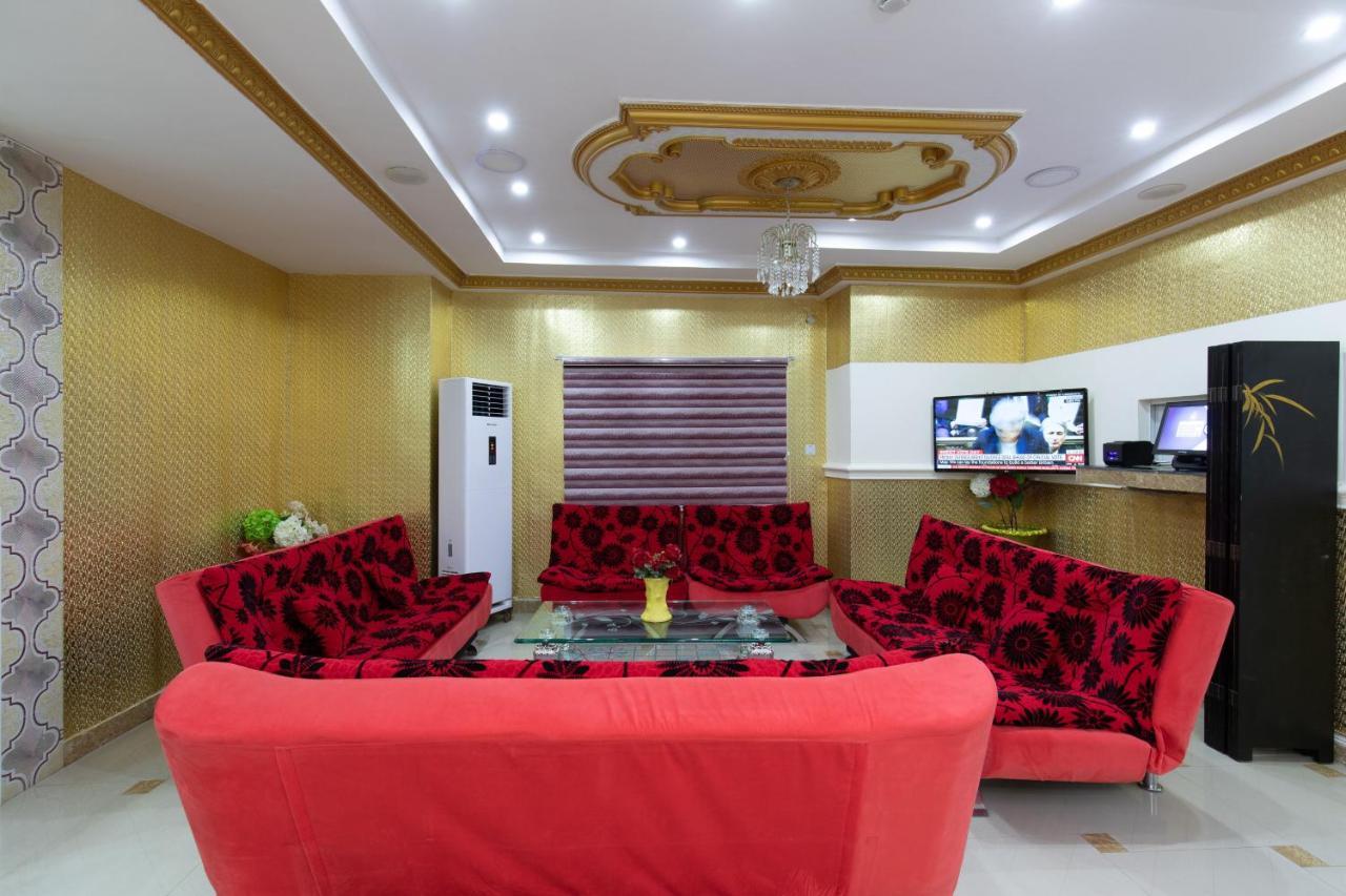 Ag Hotel And Suites Ogbodjo ภายนอก รูปภาพ