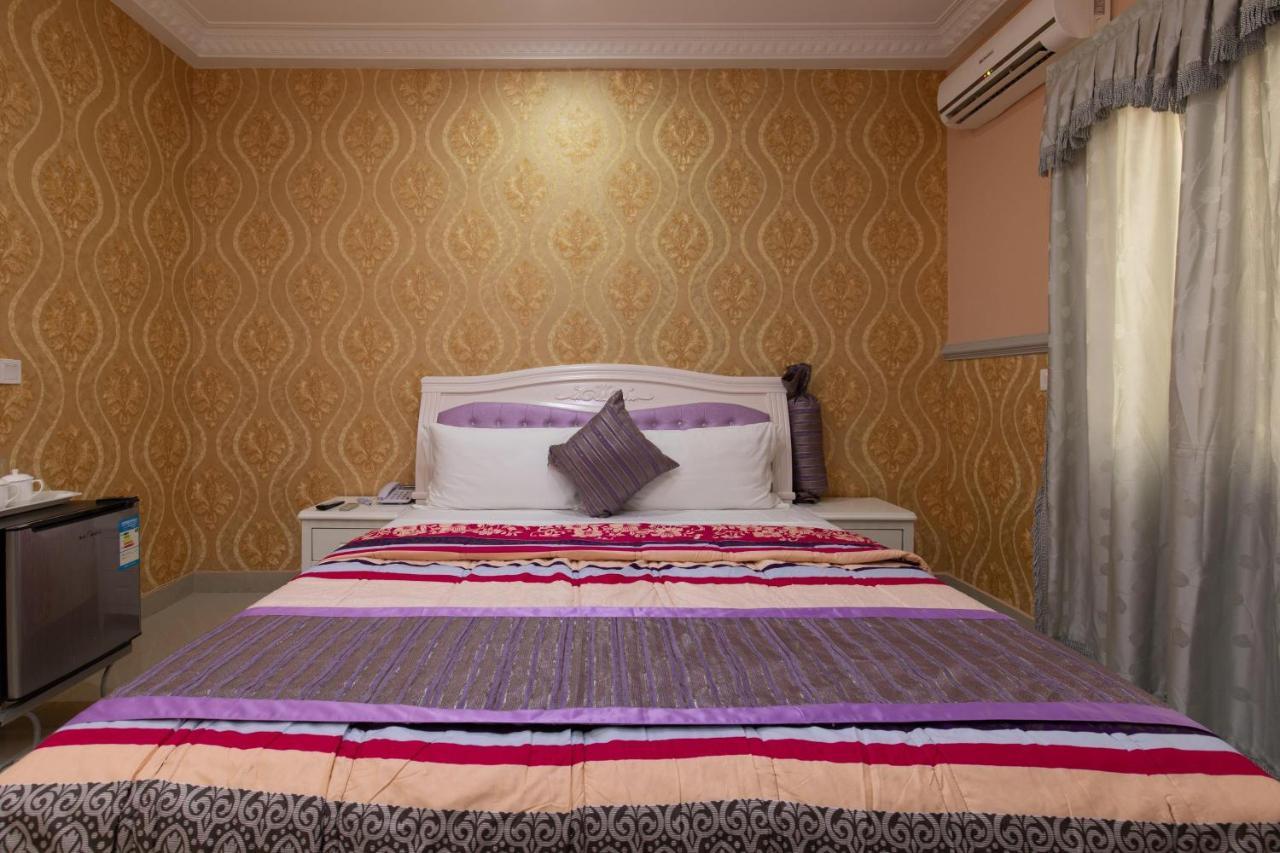 Ag Hotel And Suites Ogbodjo ภายนอก รูปภาพ