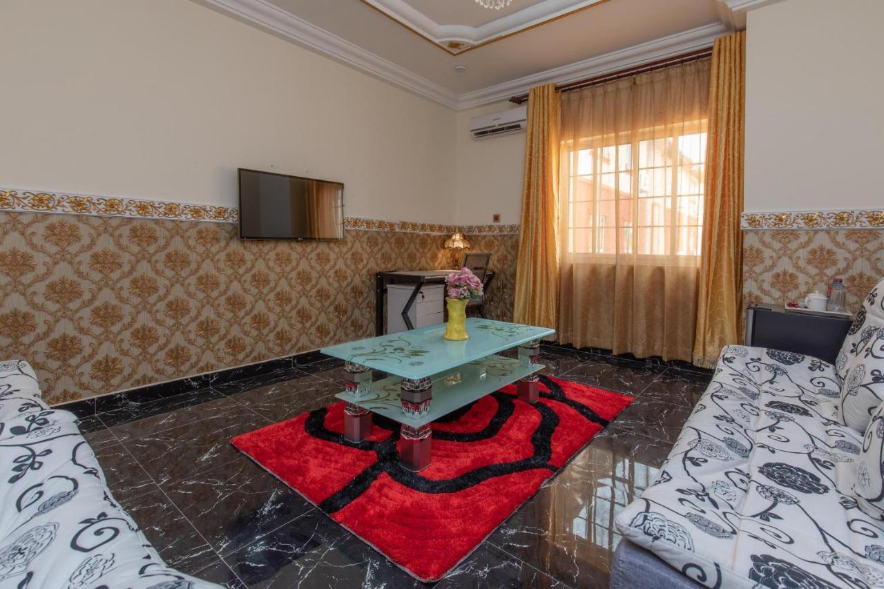 Ag Hotel And Suites Ogbodjo ภายนอก รูปภาพ